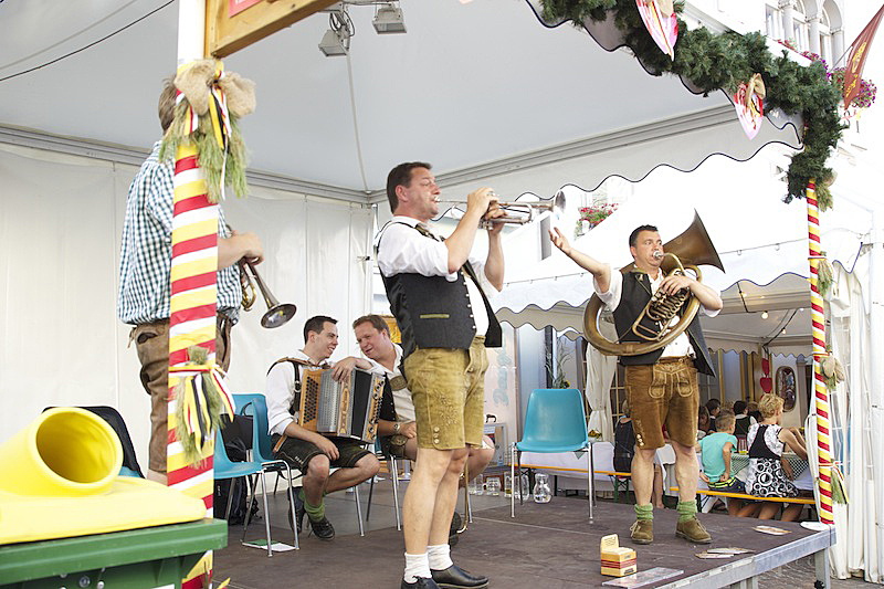 Zünftige Kirchtagsmusik Zünftige Kirchtagsmusik